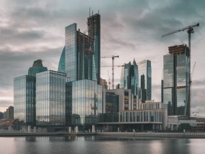 "L'essor des Smart Contracts en B2B : opportunités et défis pour les entreprises"